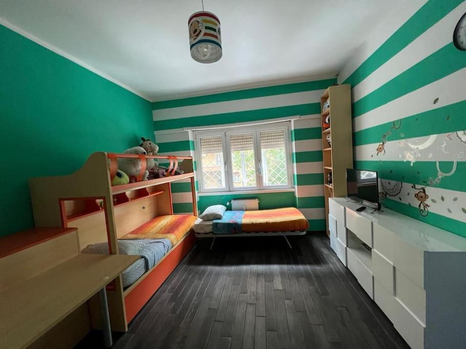 Nathan House, Due Appartamento Roma